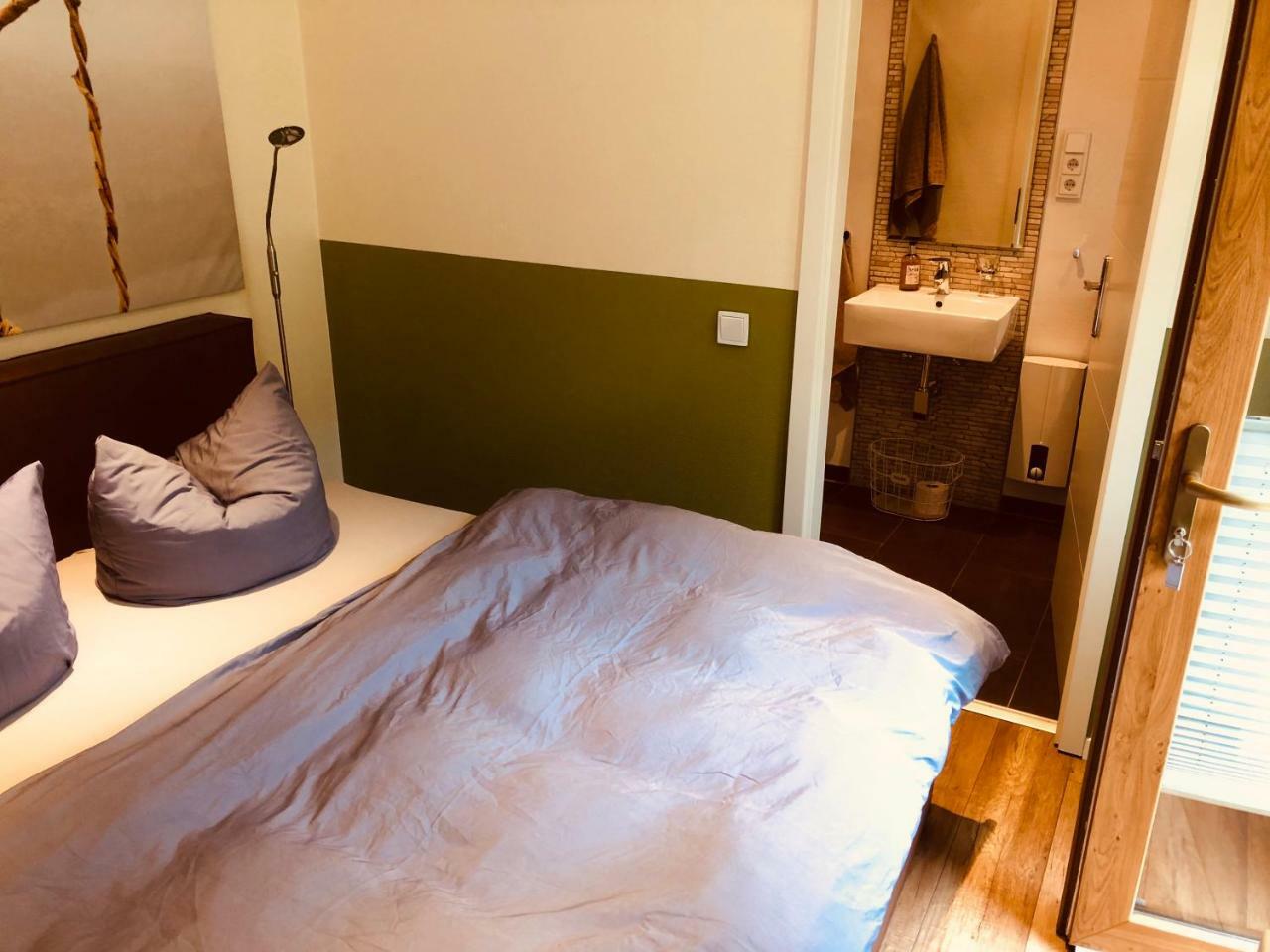 Business-Lodging Apartmenthaus ヘール・グレンツハウゼン エクステリア 写真